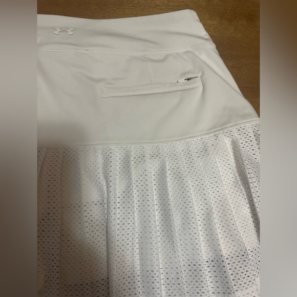 Underamour White Tennis Skorts Small - Picture 7 of 10